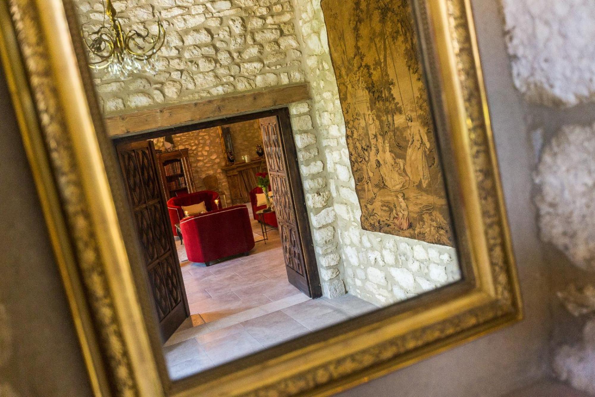 Le Mas De La Chapelle Sainte Anastasie  Room photo